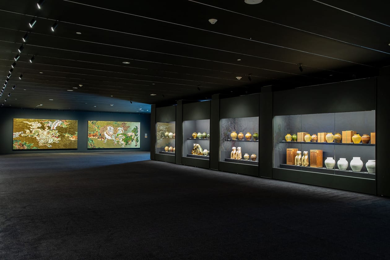 Takashi Murakami Stepping on the Tail of Rainbow Cleveland Museum of Art Information Interview