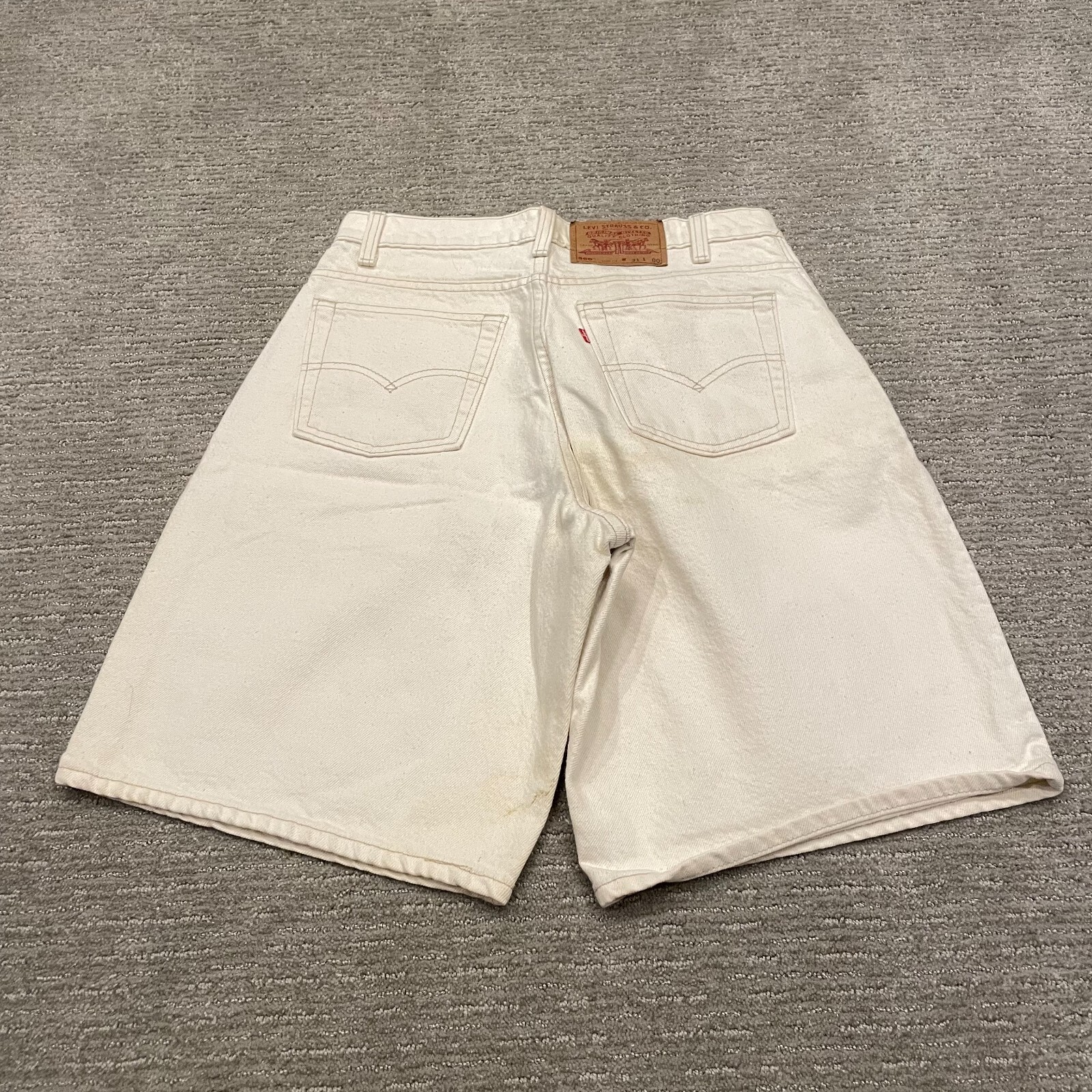 Vintage Levis 560 Shorts Men 31 White Loose Fit 90s Grunge Distressed Usa Skater