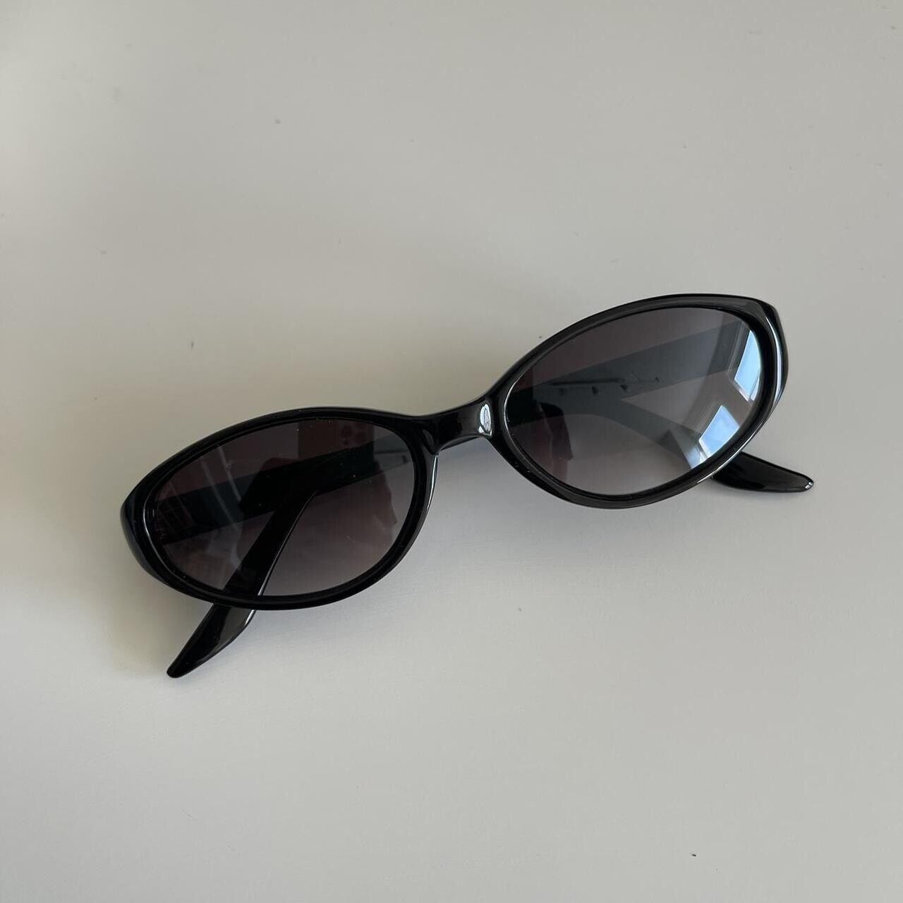 Authentic New Vintage Women's 90s Mini Black Oval Sunglasses