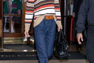 This Is the Exact Flat-Shoe-and-Jean Color Combination Fashion People Will Wear This Fall