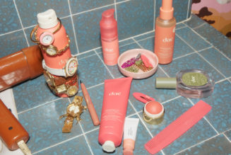 "Your Hair Smells Unreal": Thanks, It's Actually This Dreamy, Shine-Inducing Hairspray