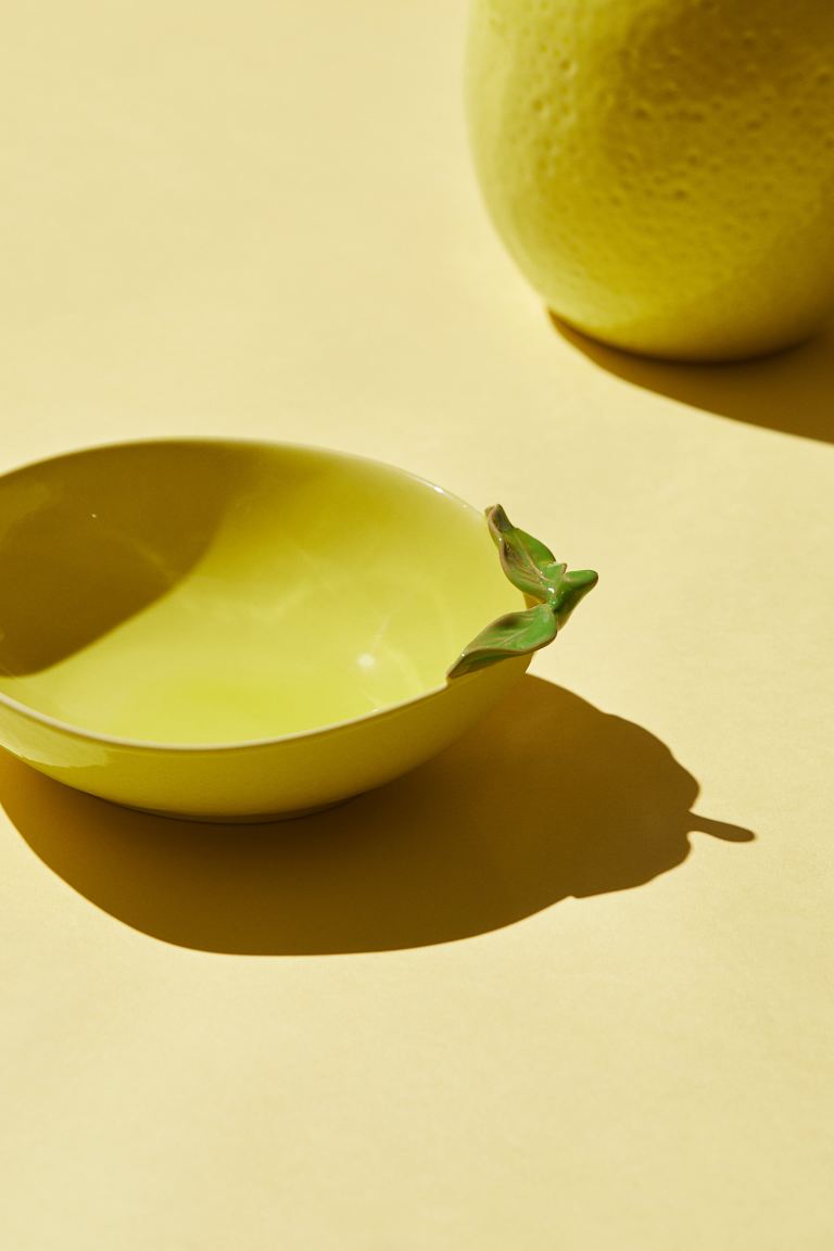 Lemon-Shaped Stoneware Serving Bowl