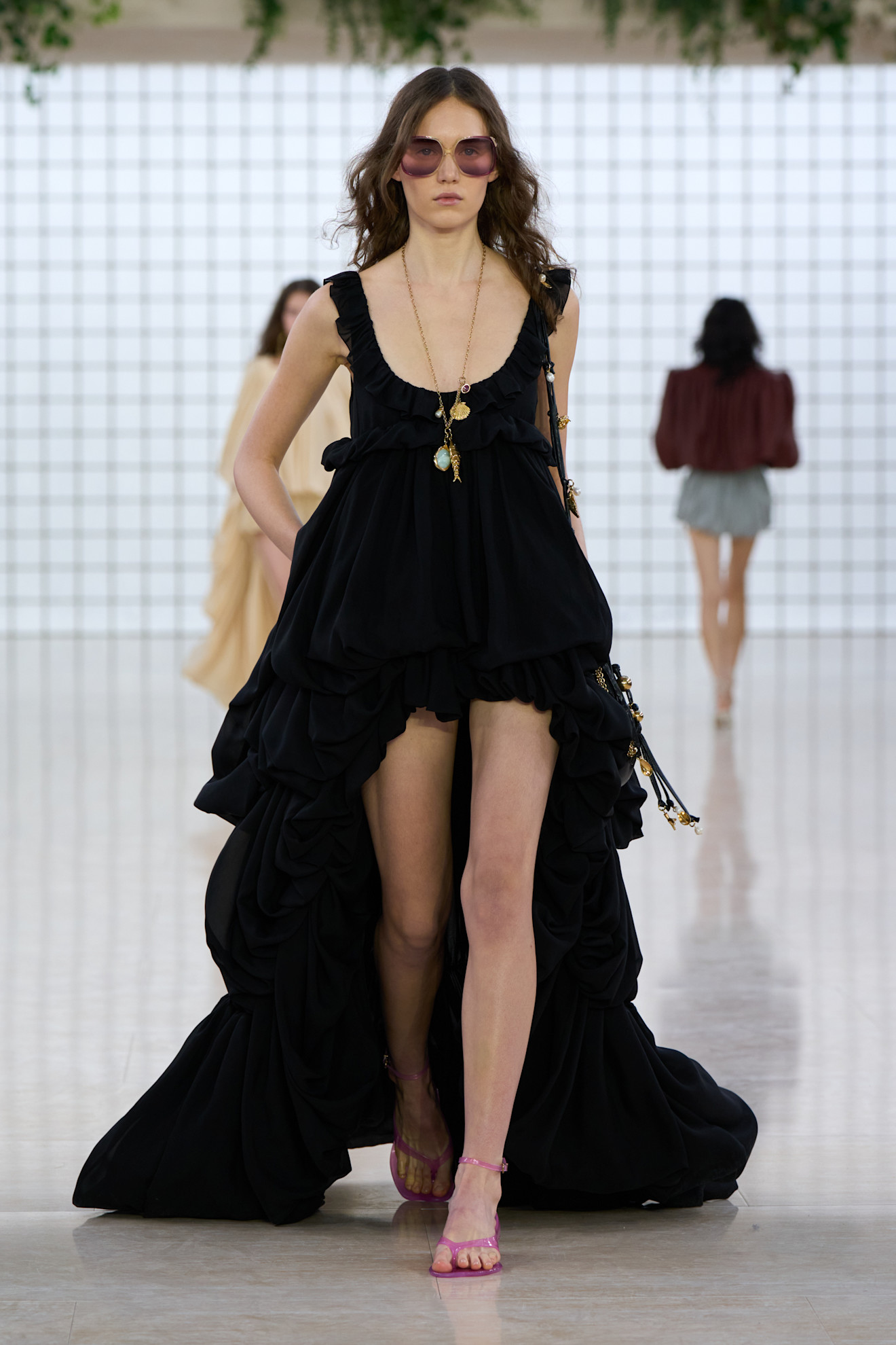 Model on the Chloe spring/summer 2025 runway.