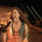 Chappell Roan Sings the Hell Out of Heart’s “Barracuda” at Primavera Sound
