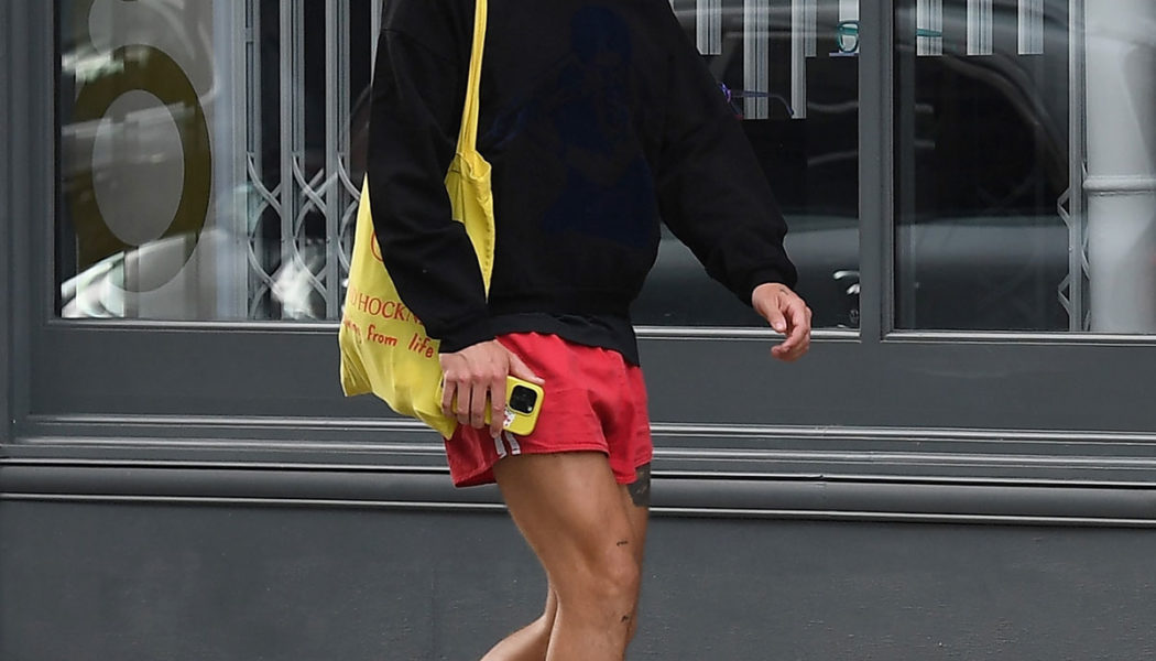 Harry Styles Just Paired Short-Shorts With the New It Sneaker Color of the Summer