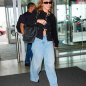 I Have Proof—This Flat Shoe Instantly Elevates Both Baggy and Straight-Leg Jeans