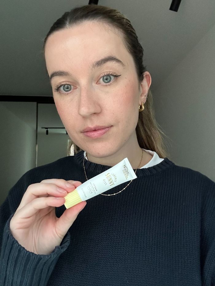 Junior beauty editor, Grace Lindsay, testing SPF lip balms