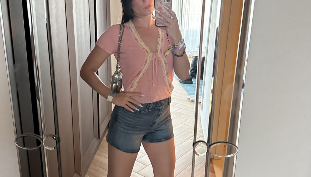 I Tried Hundreds of Denim Shorts and Can Confirm These 4 Pairs Are the Best I’ve Ever Worn