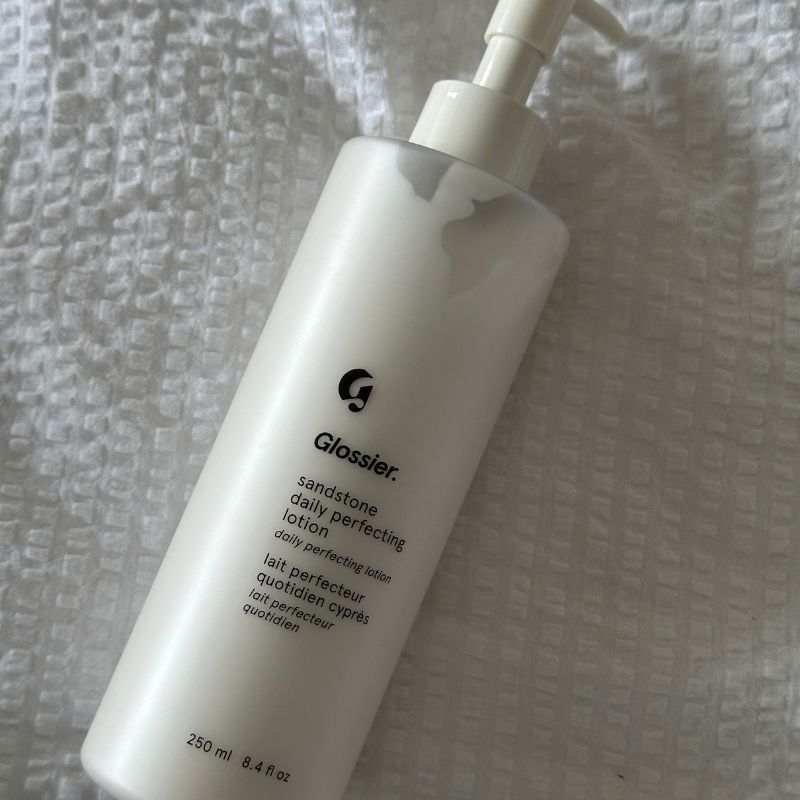 Glossier body lotion