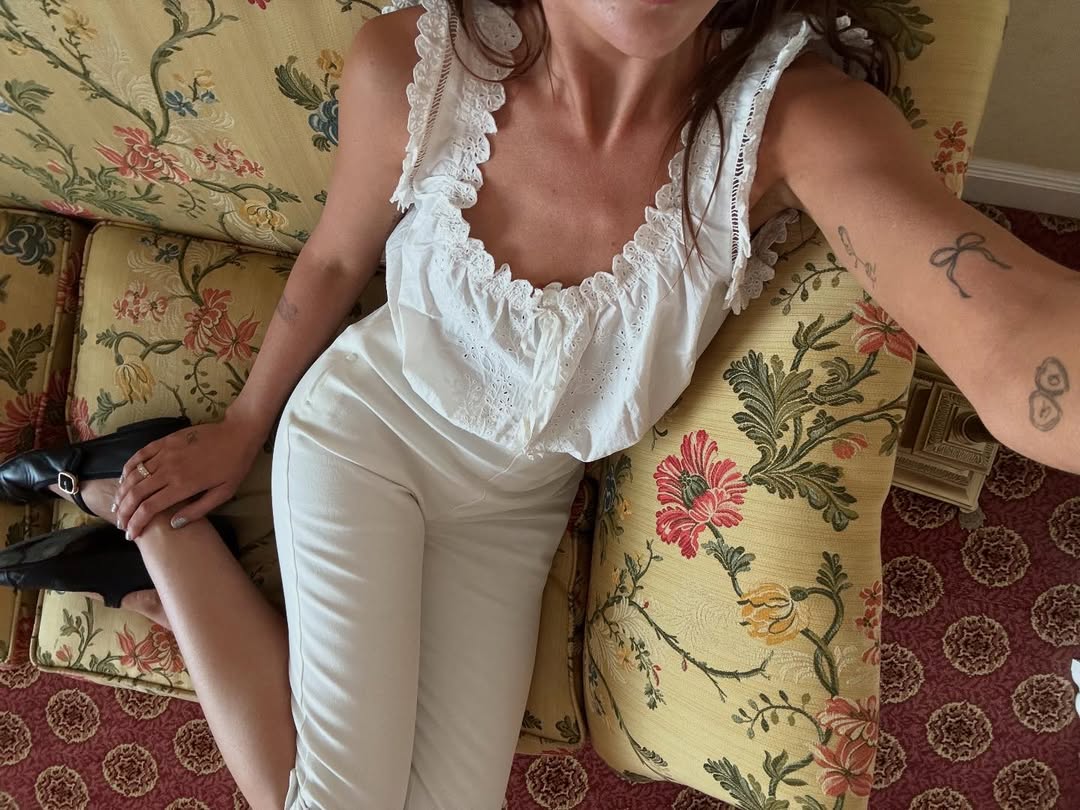 eyelet embroidery trend