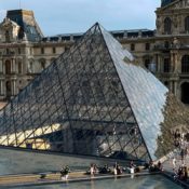 Louvre Temporarily Closes as Staff Protest Against Overtourism