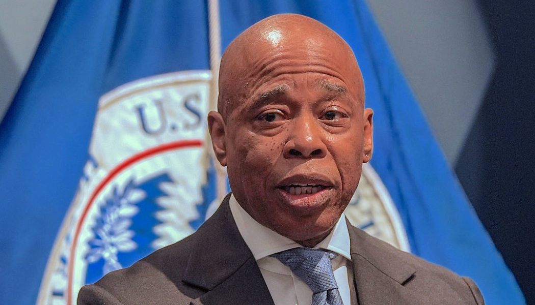 Mixxy Mayor Adams Smokes With Sneako and Amber Rose