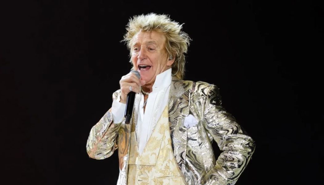 Rod Stewart Gargles Rum and Coke Before Every Show: "The Vocal Cords Need a Lot of Looking After"