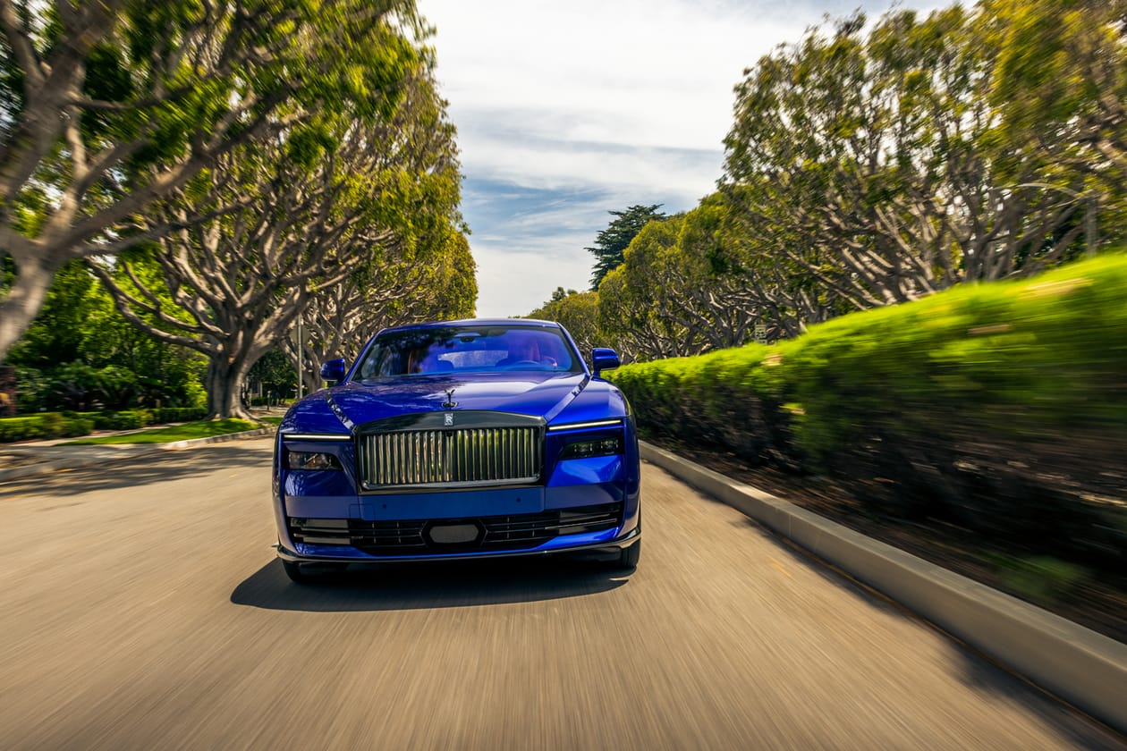 Rolls-Royce Black Badge Spectre Closer Look Photos Blue White Grey Ultra Luxury