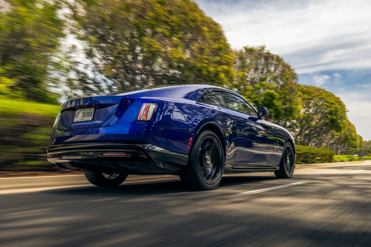 Rolls-Royce Black Badge Spectre Closer Look Photos Blue White Grey Ultra Luxury