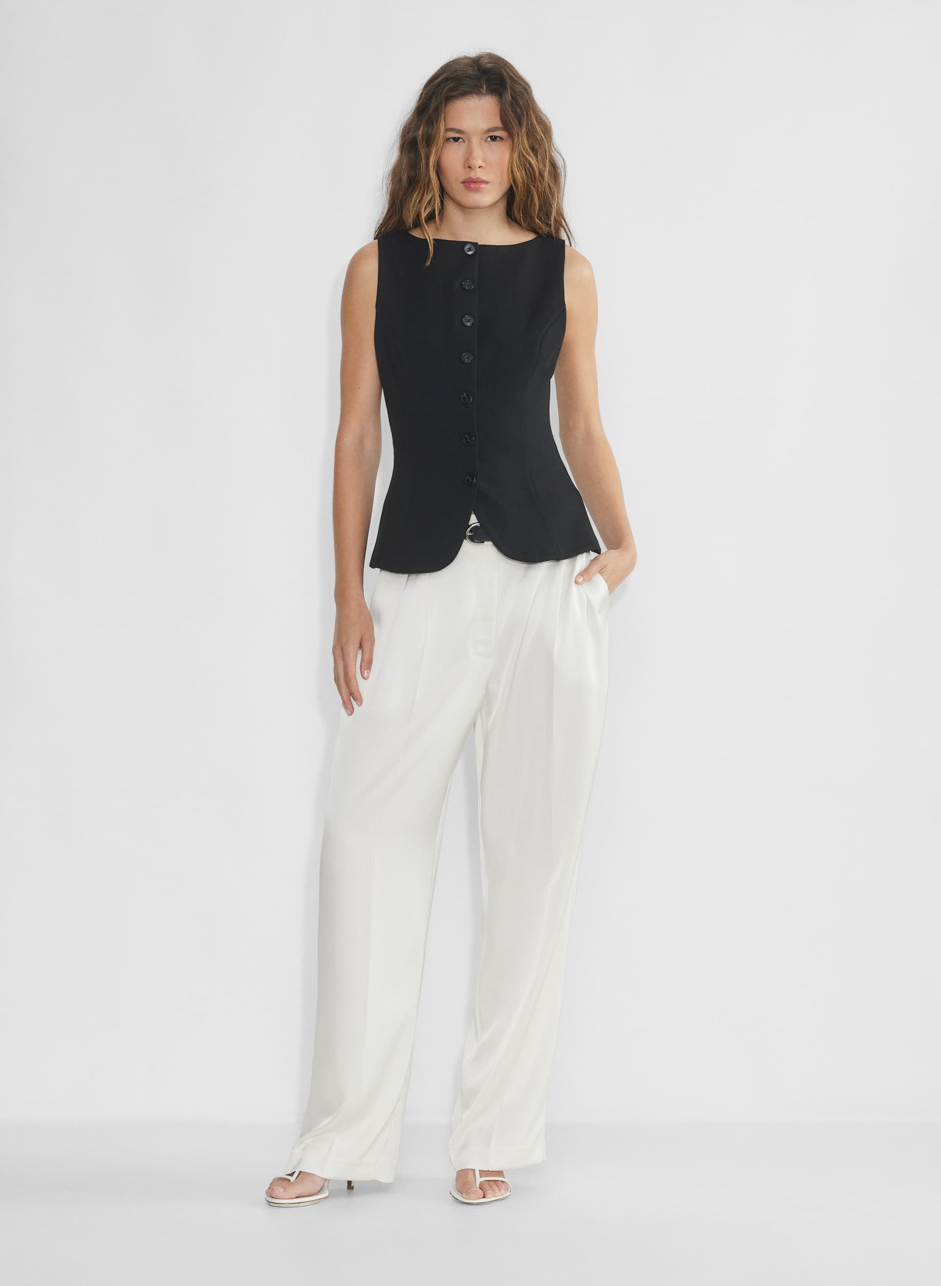 Aritzia, The Effortless Pant in Satin