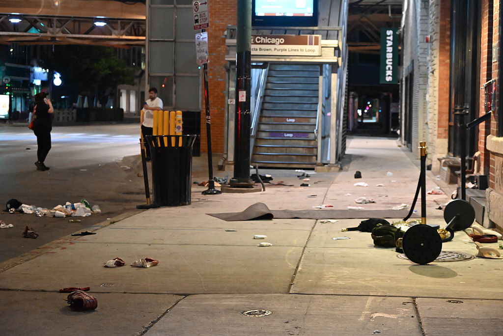 Mass Shooting at night club in Chicago