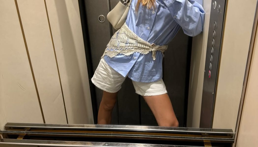 Don’t Ask a French Girl to Wear Skinny Jeans RN—6 Denim Trends Parisians Are Much More Into