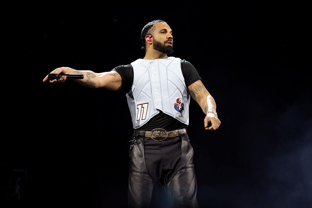 Drake Responds To Another "F*** Kendrick" Chant