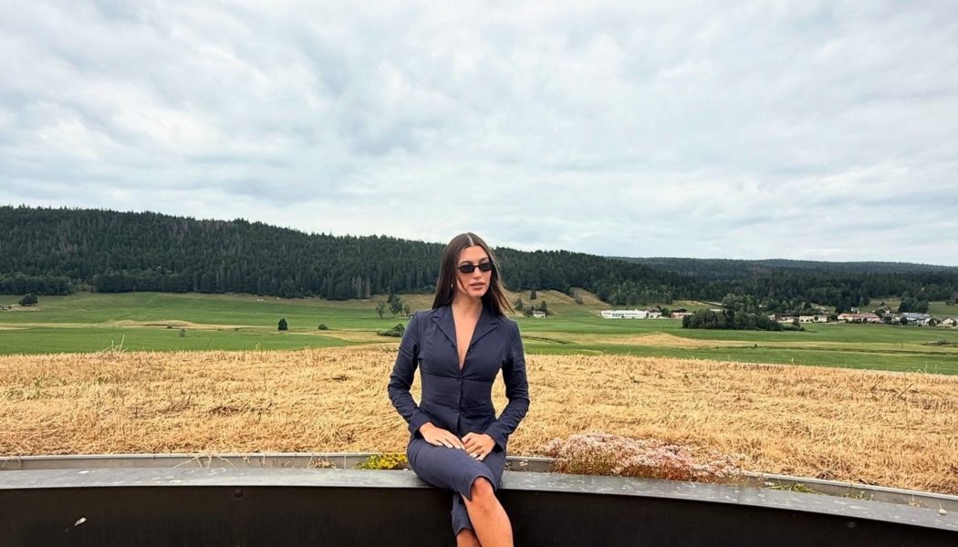 Forget Flip-Flops: This Is the Elegant Shoe Trend Fashion People Are Wearing With Pedal Pushers