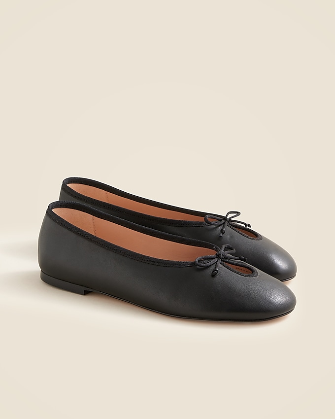 Andi Keyhole Ballet Flats in Leather