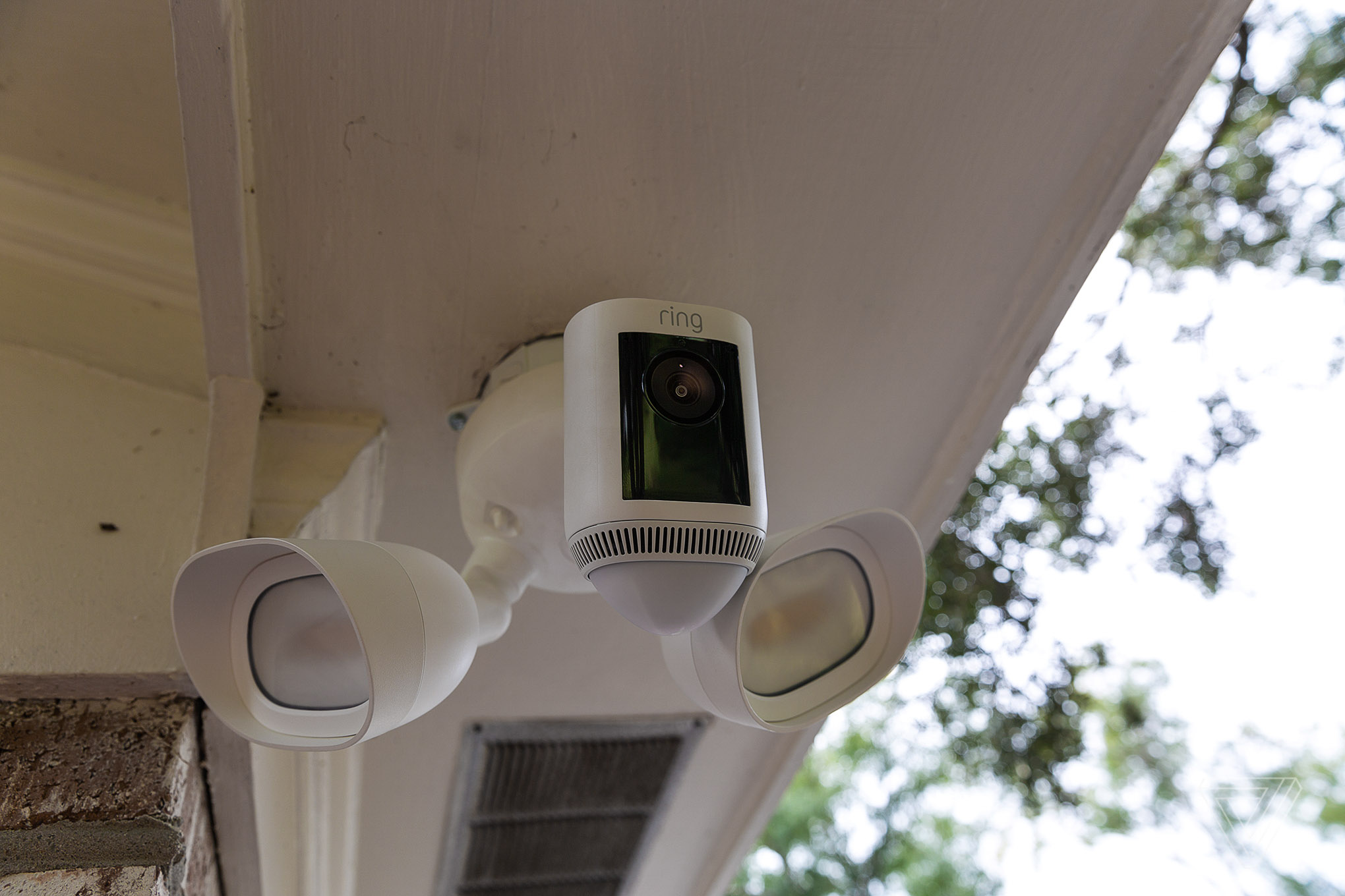 Photo of Floodlight Cam Pro under eaves.