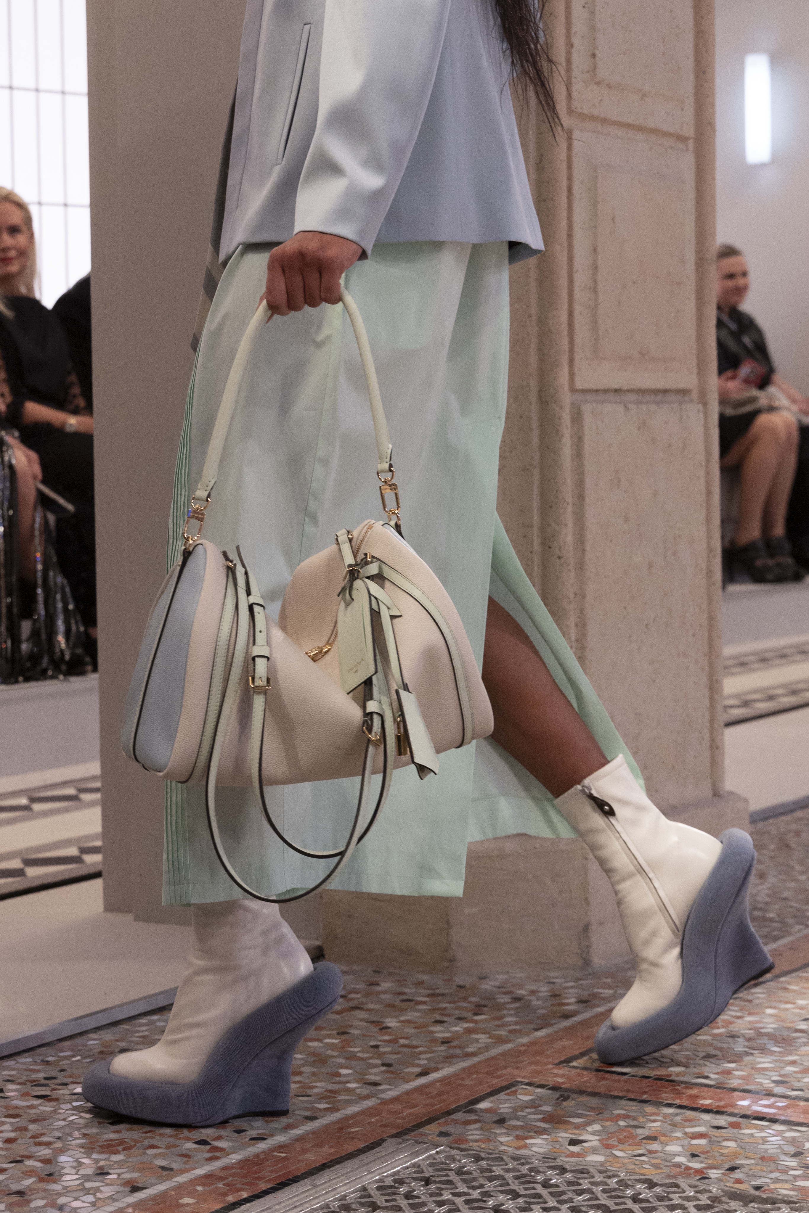 Louis Vuitton Express Bag