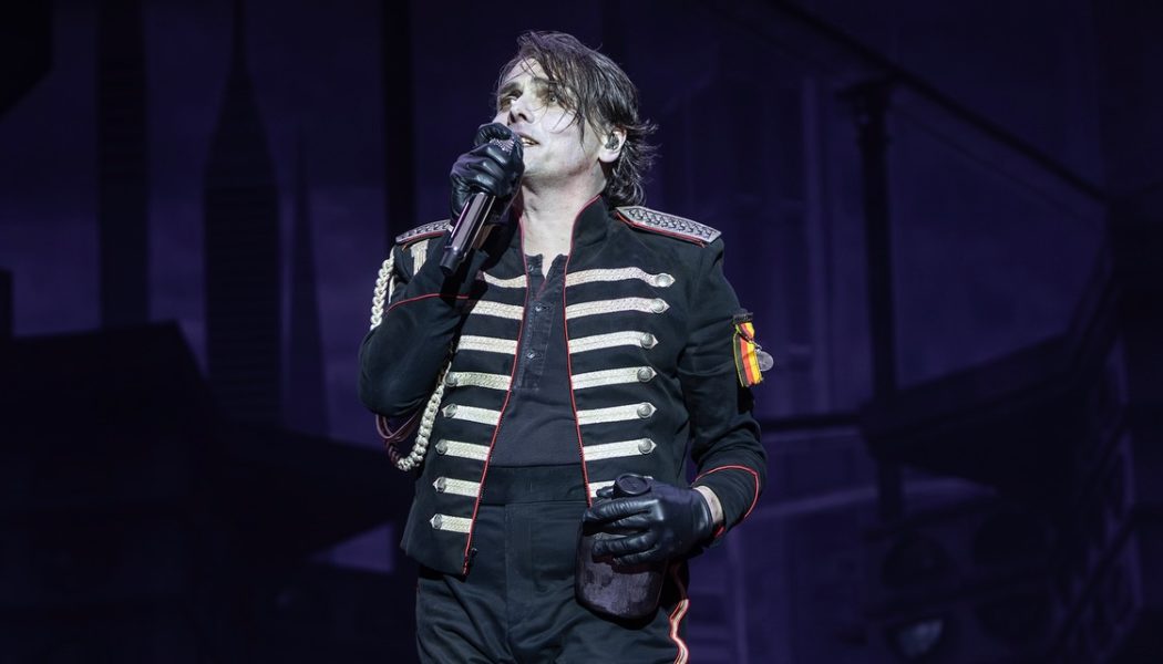 My Chemical Romance Bring "Black Parade" Tour to San Francisco: Photo Gallery
