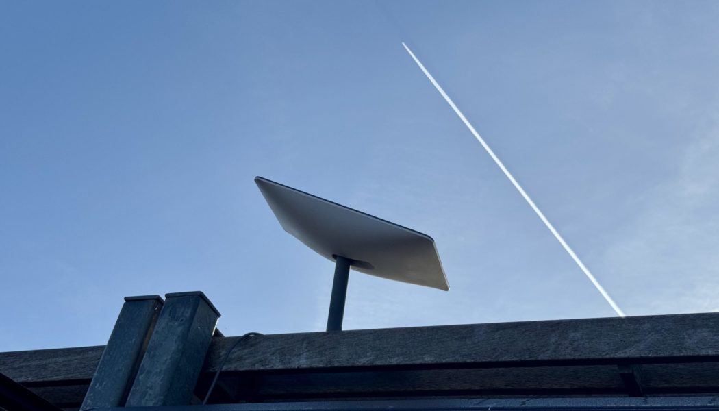 Starlink satellite internet service is down everywhere