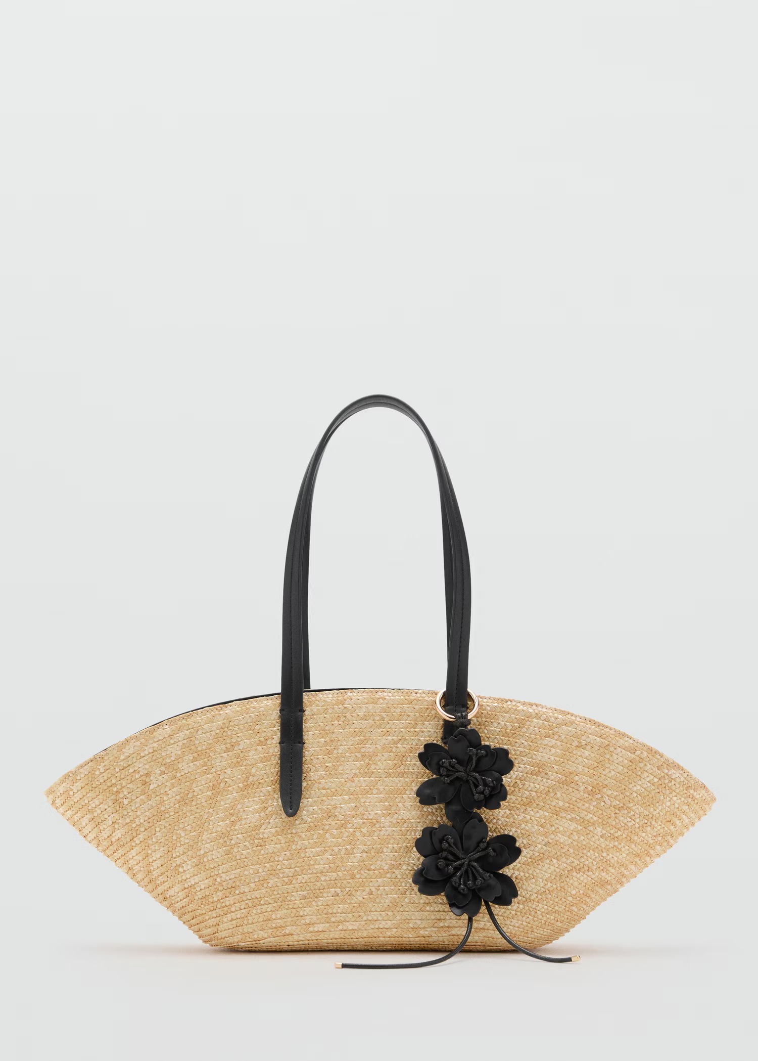 MANGO, Natural Fibre Basket With Flower Charm
