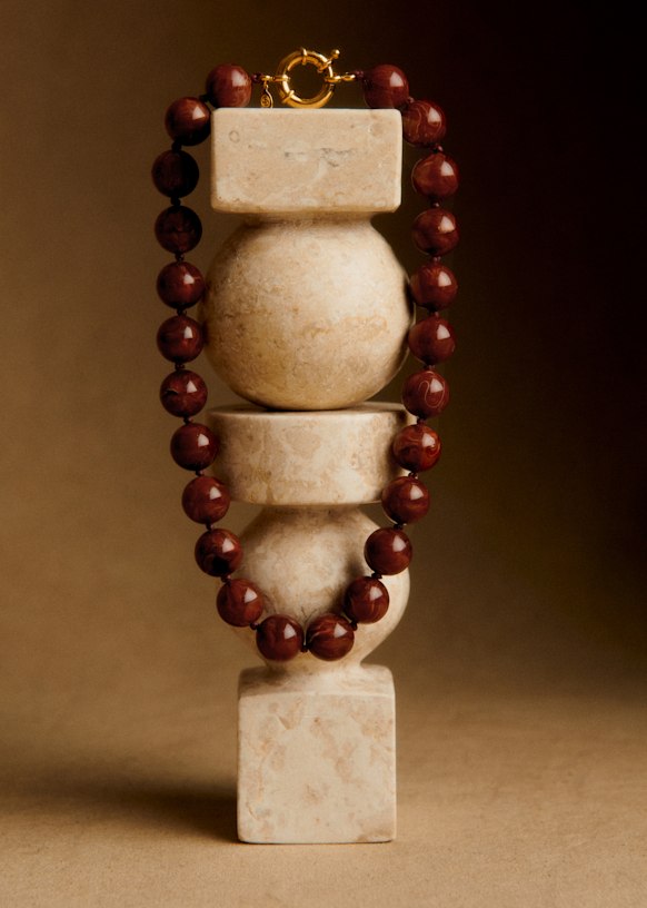 Danae Necklace - Hazelnut - Resin - Sézane