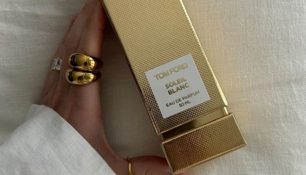 This Iconic Summer Perfume Always Brings Out My Yacht-Party, Island-Hopping Alter Ego