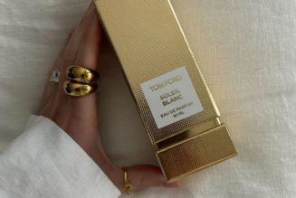 This Iconic Summer Perfume Always Brings Out My Yacht-Party, Island-Hopping Alter Ego