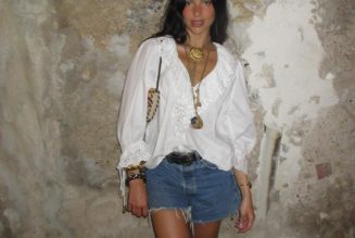 This Is the Pretty Shirt Trend Cool Fashion People Are Wearing With Denim Shorts in Italy