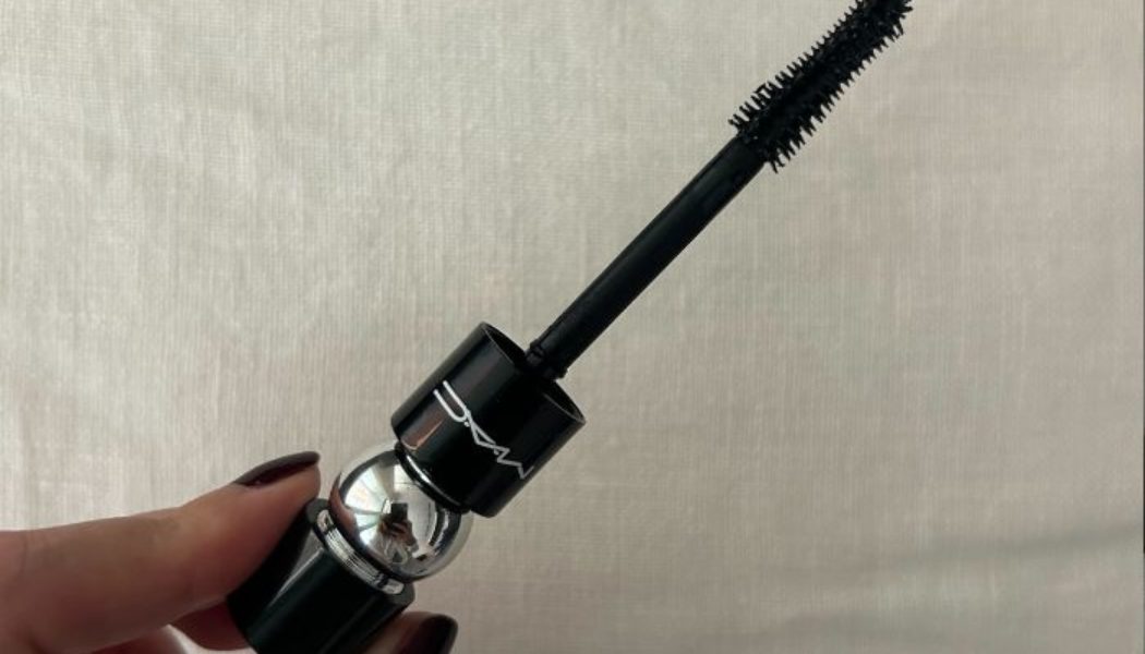 This Mascara Has Been Tricking My Friends Into Thinking I Wear Lash Extensions Since 2022