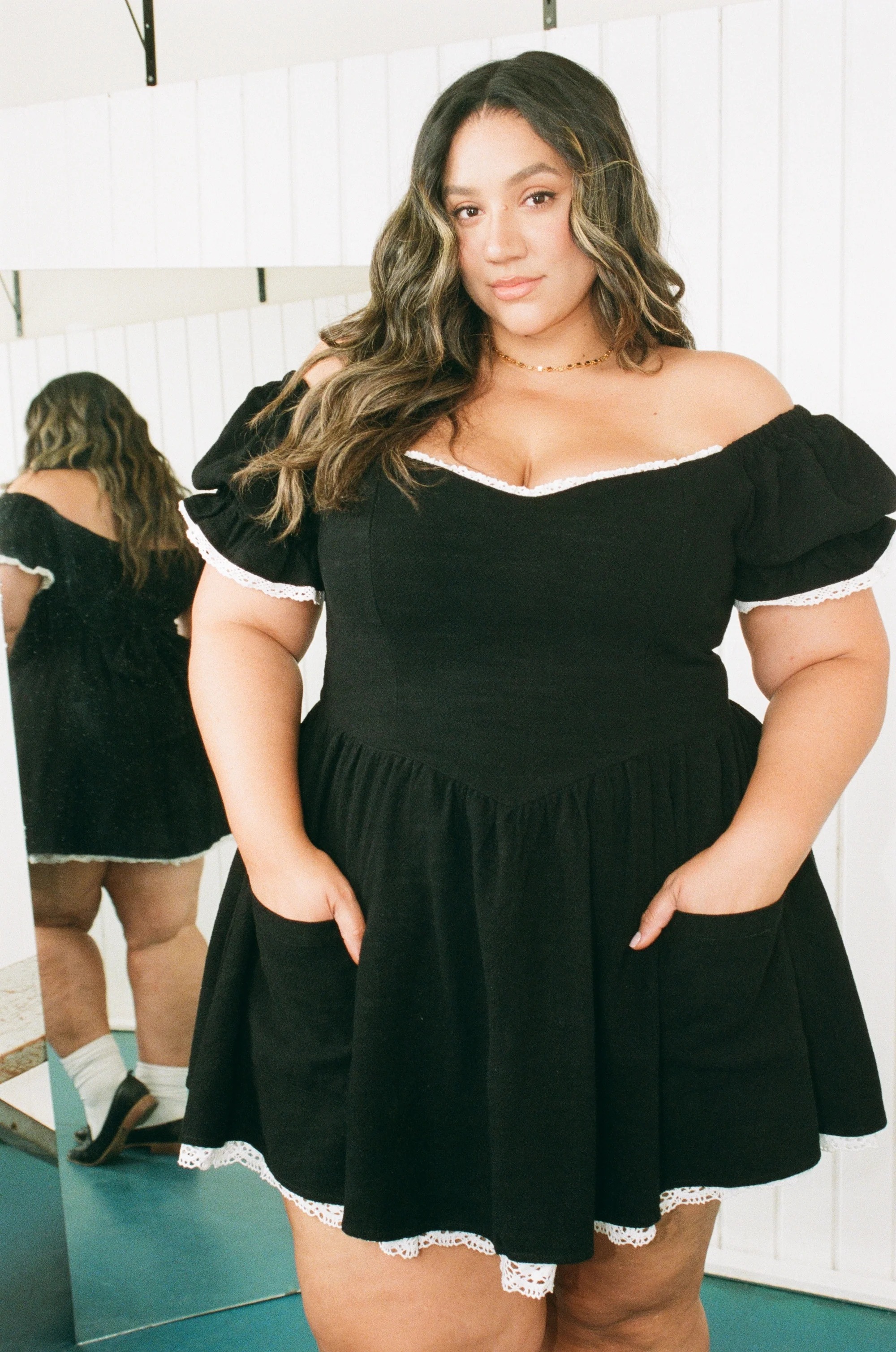 Fashion brand company by Penelope Gazin, The French Virgin Thick Linen Mini Dress