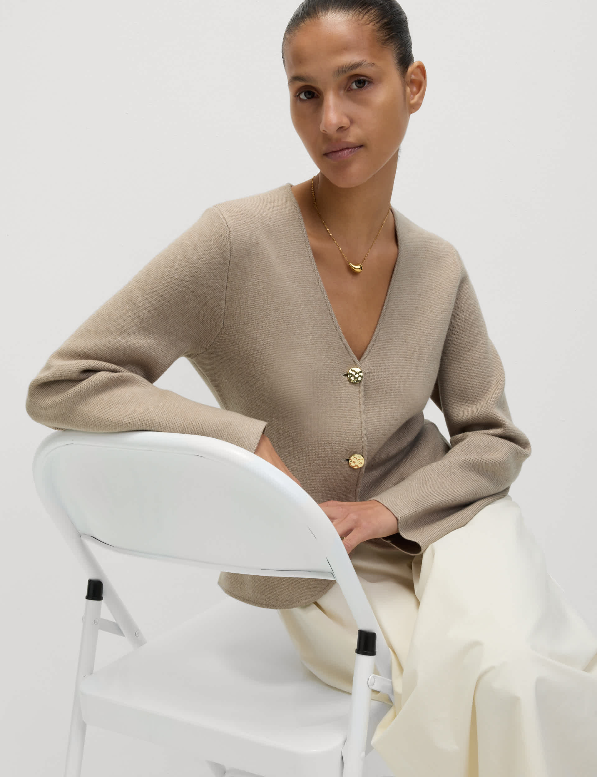 Soft Touch V-Neck Waisted Knitted Jacket