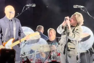 Billy Corgan Joins My Chemical Romance for "Bullet With Butterfly Wings"