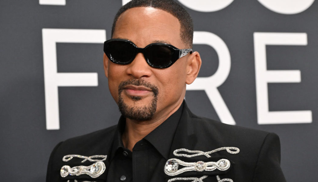 Did Will Smith Bring A.I. Fans On Tour Instead Of Real Ones?