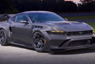 Ford Unveils Mustang GTD Liquid Carbon With Exposed Race-Bred Precision