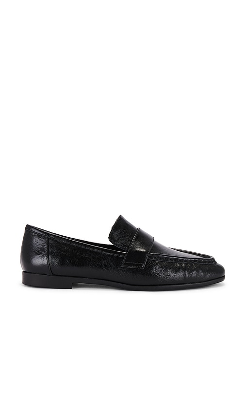 Arrow Loafer