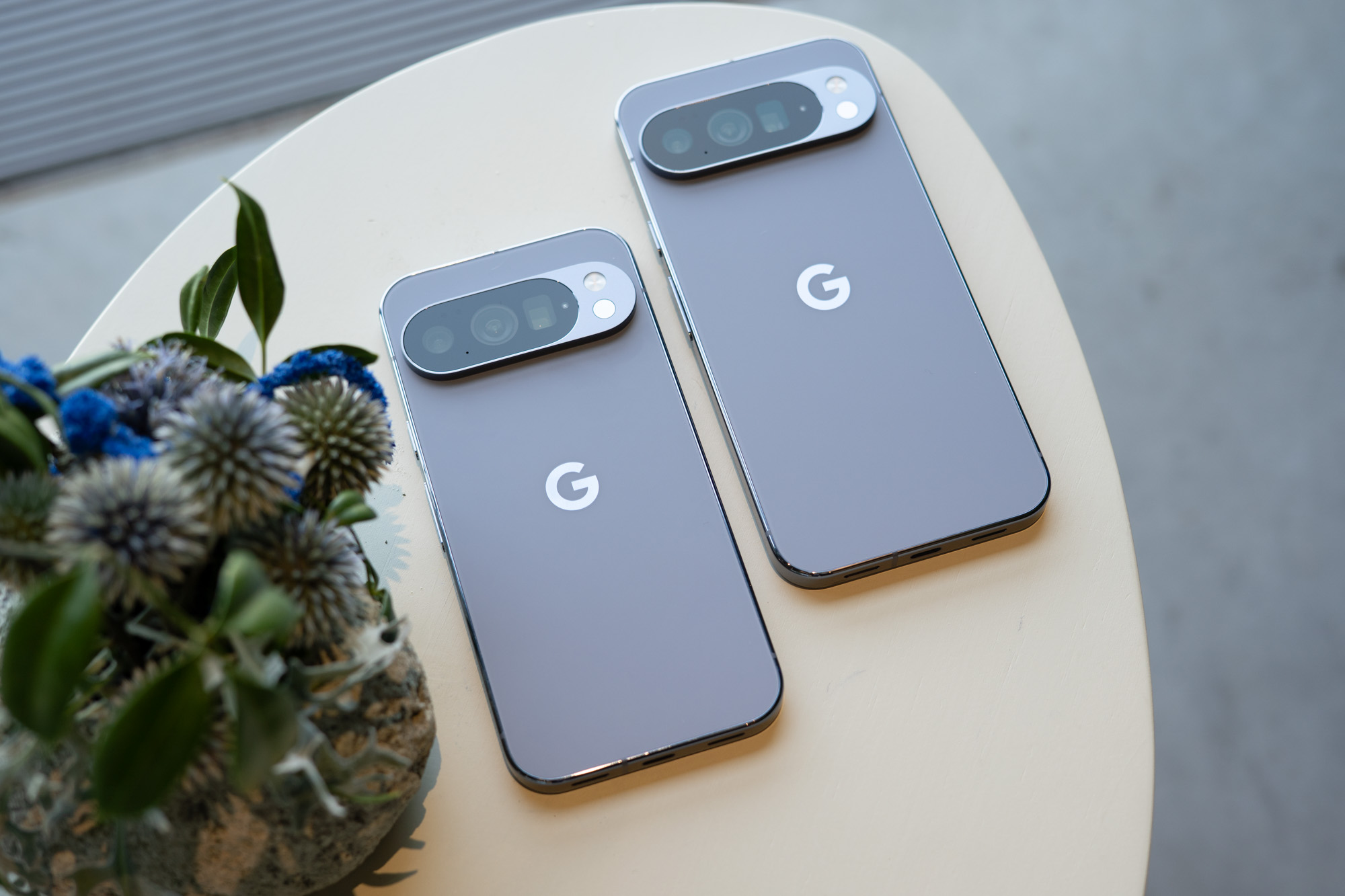 Google Pixel 10 Pro and Pixel 10 Pro XL side by side