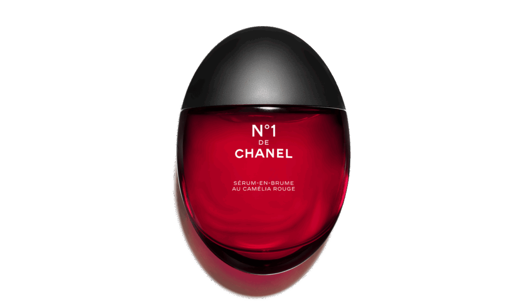 I Refuse to Spend More Than 5 Minutes on My Summer Makeup—Here's What I Use