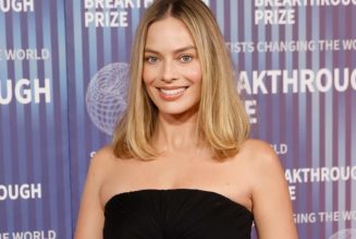 Margot Robbie Reportedly in Talks To Star in Tim Burton's Remake of 'Attack of the Fifty Foot Woman'