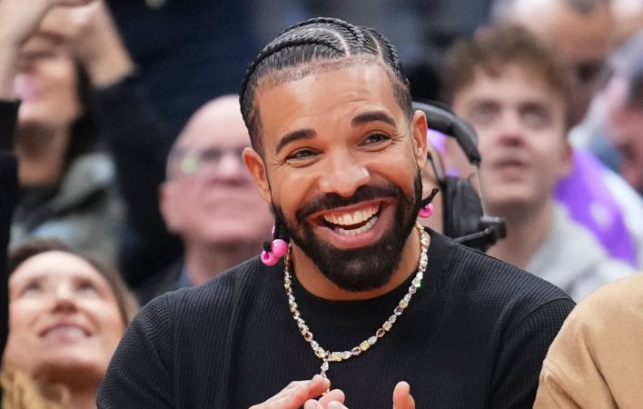Drake Named The No 1 R&B/Hip-Hop Artist of the 21st Century