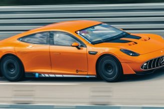 Mercedes-AMG GT XX Shatters EV Endurance Records with “Around-the-World” Run