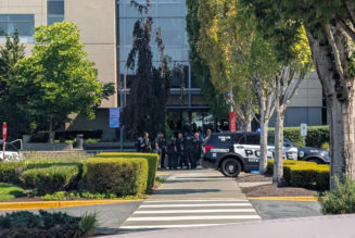 Microsoft locks down a building after protesters get inside president’s office