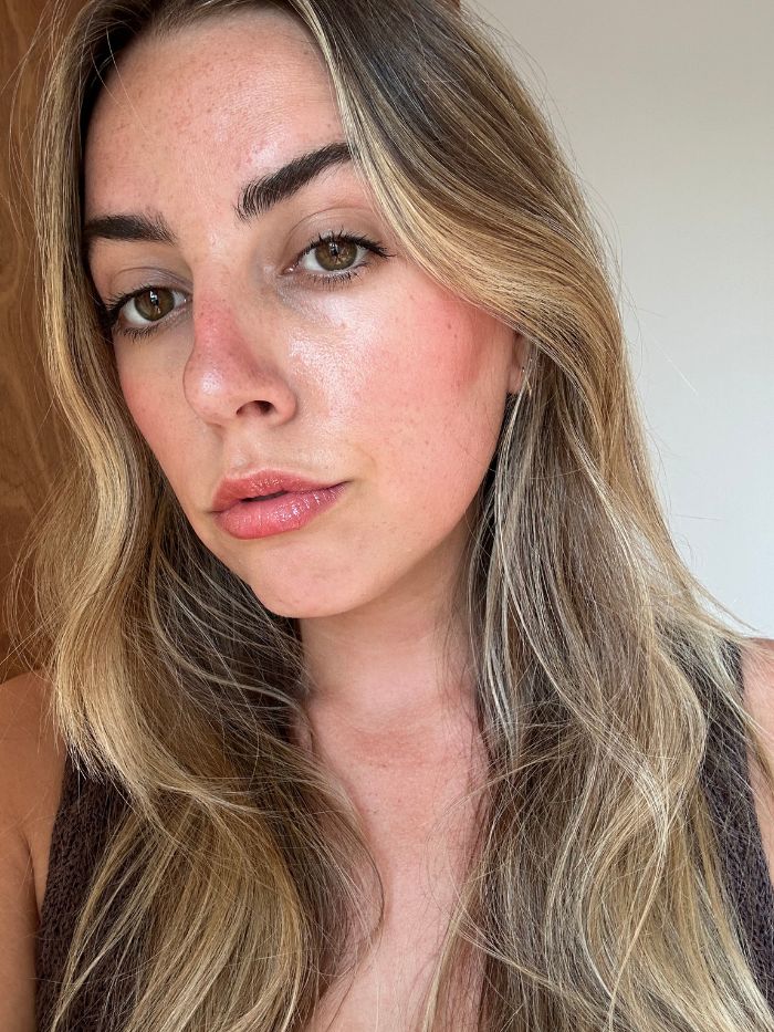 Shannon Lawlor using Simple Invisible UV Fluid SPF50