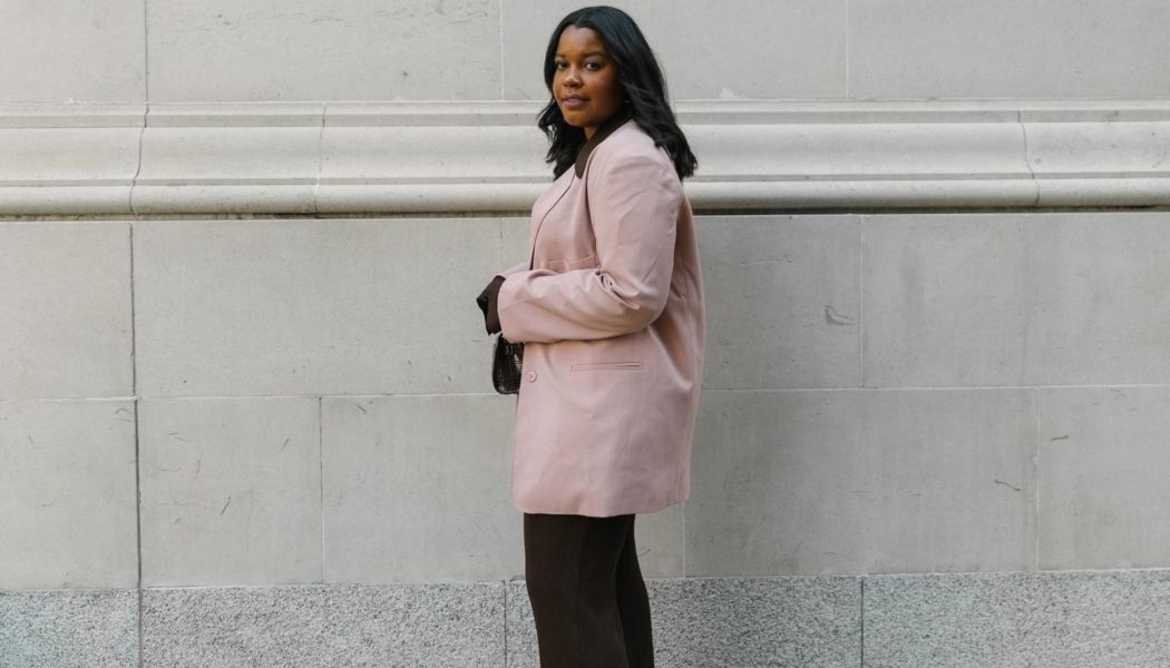 Not Black and White—The Rich-Looking Colour Combination Everyone's Wearing Instead Right Now