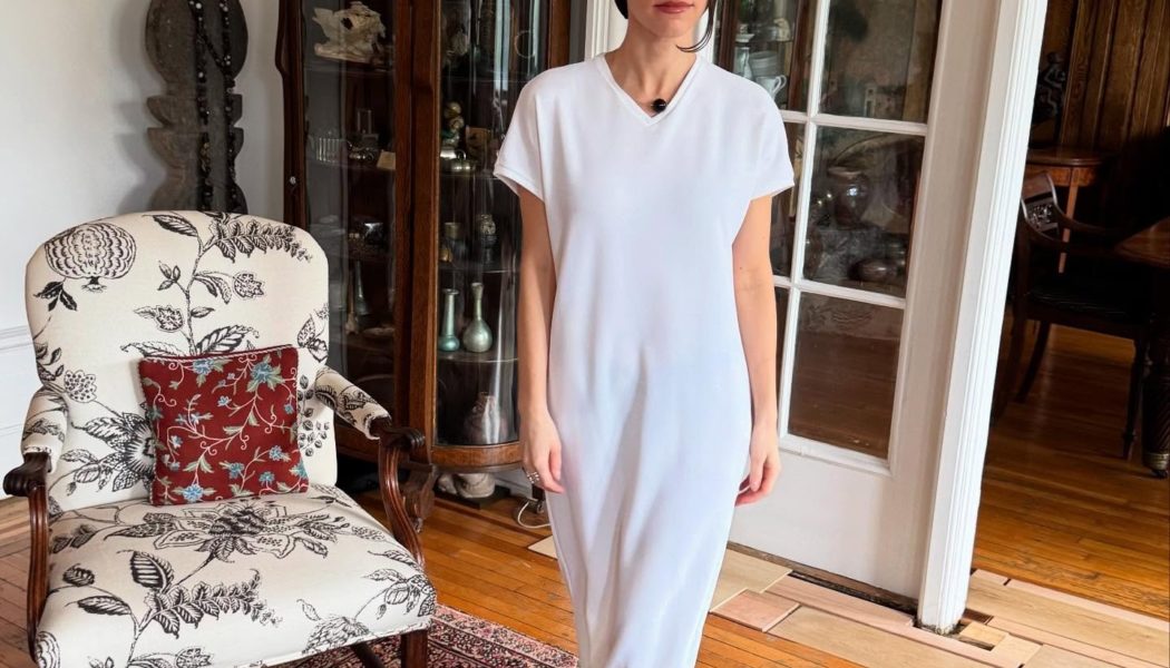 Put Down That Crewneck—*This* Is the Neckline Everyone Everywhere Is Wearing Instead